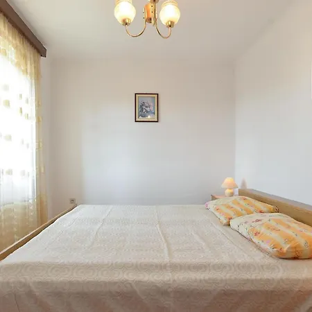Fuer 6 Personen Ca 80 Qm In Vrznaveri, Istrien Istrische Riviera *