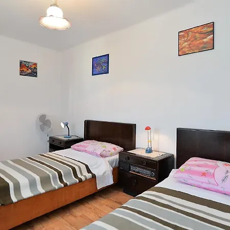 Für 6 Personen Ca 80 Qm In Vržnaveri, Istrien Istrische Riviera *