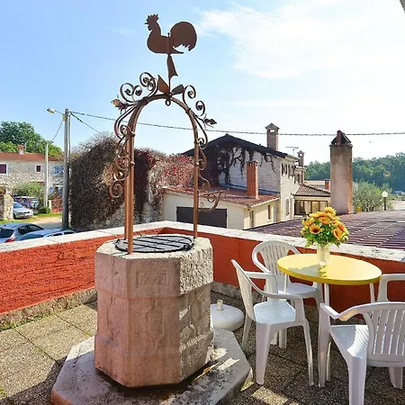 Ferienhaus Für 6 Personen Ca 80 Qm In Vržnaveri, Istrien Istrische Riviera *